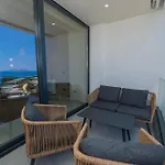Ameli Luxury Apartment *