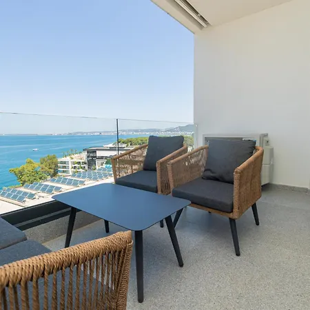 Ameli Luxury Apartment *