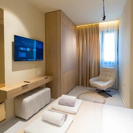 Ameli Luxury Apartment *