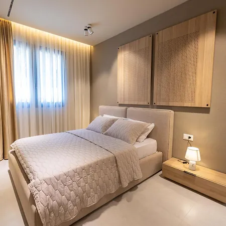 Ameli Luxury Apartment