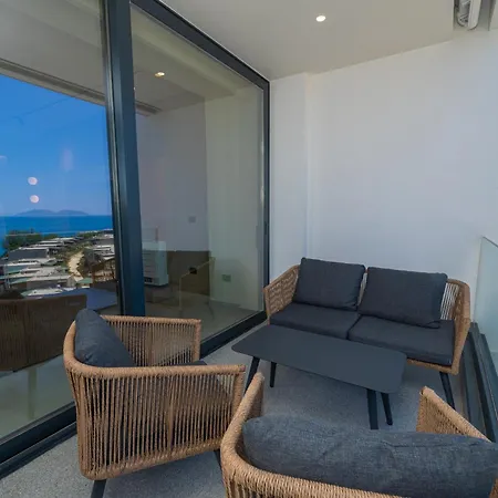Ameli Luxury Apartment *