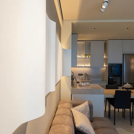 Ameli Luxury Apartment *