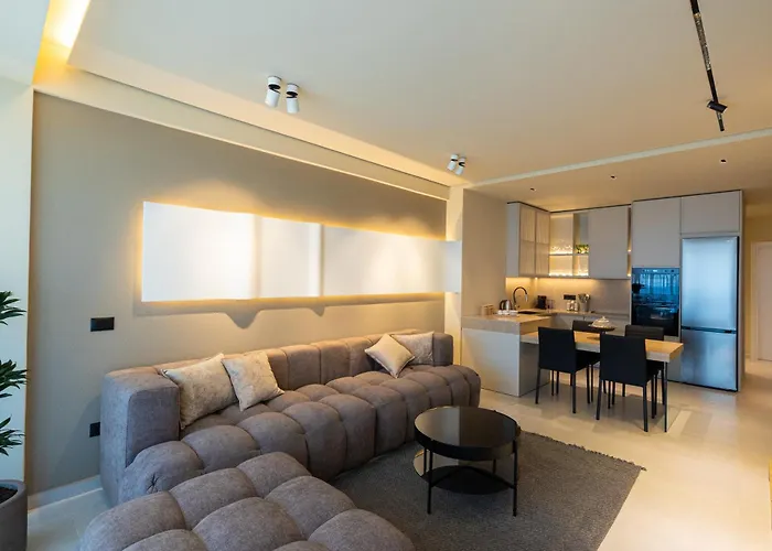 Ameli Luxury Apartment *