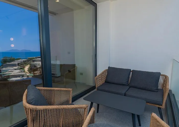 Ameli Luxury Apartment *